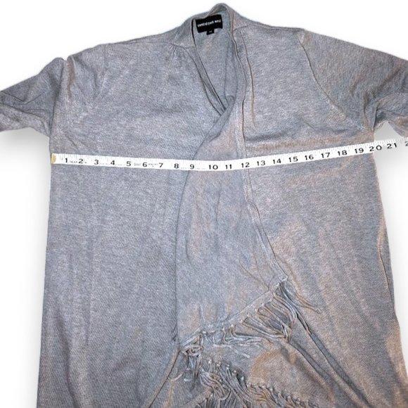 Central Park West Light Grey Fringe Crossover Cardi Cardigan Sweater Women sz M - Picture 4 of 7